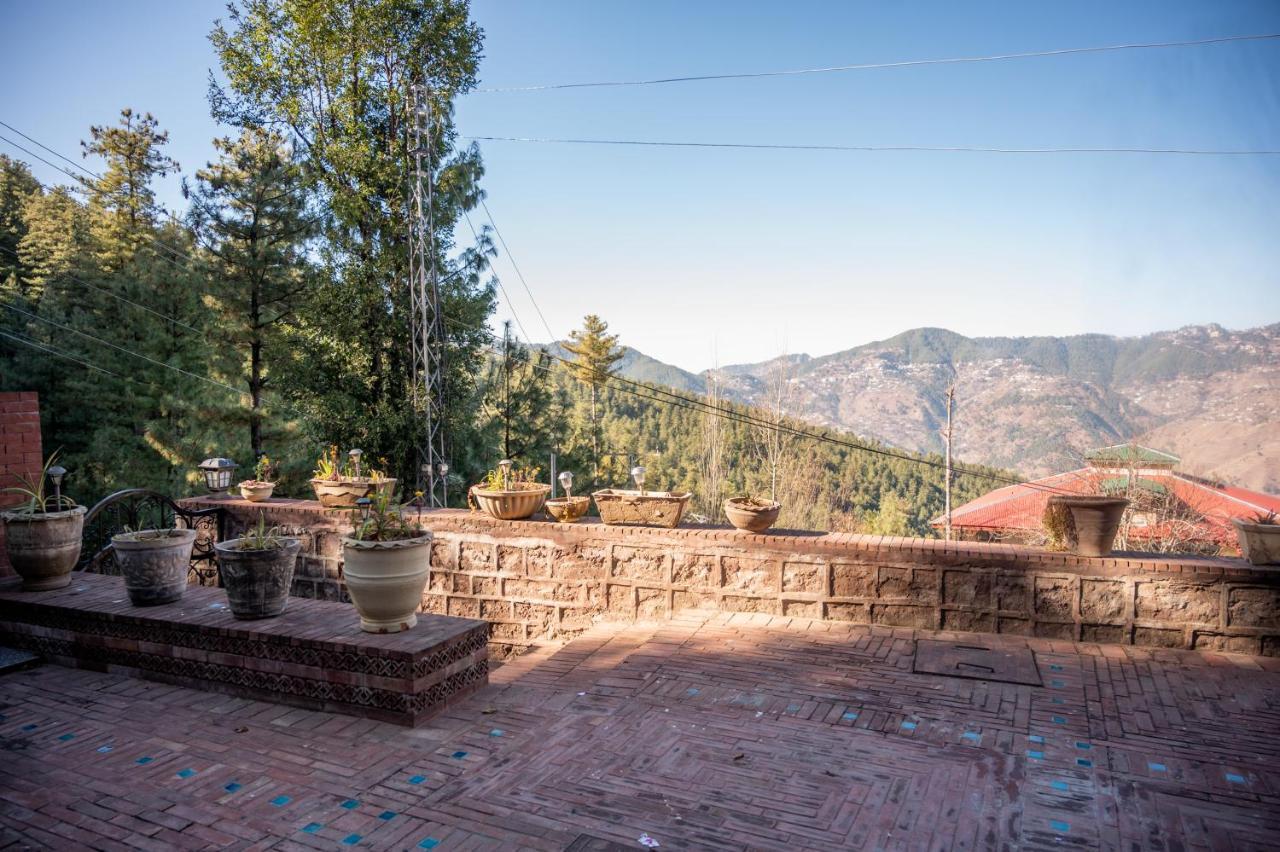 Sarah'S Lodge Murree Ngoại thất bức ảnh