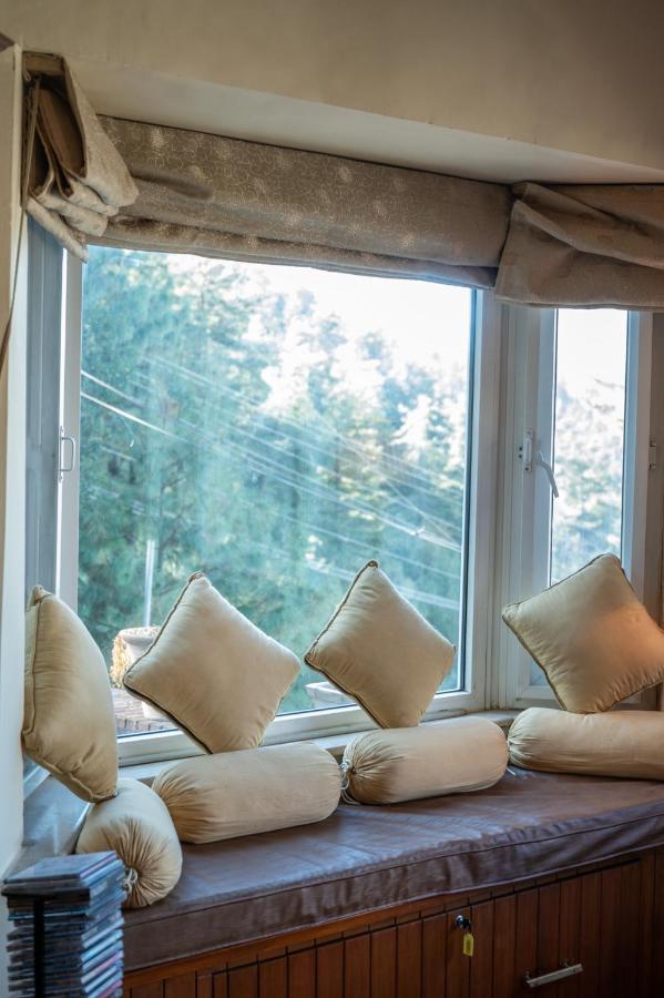 Sarah'S Lodge Murree Ngoại thất bức ảnh