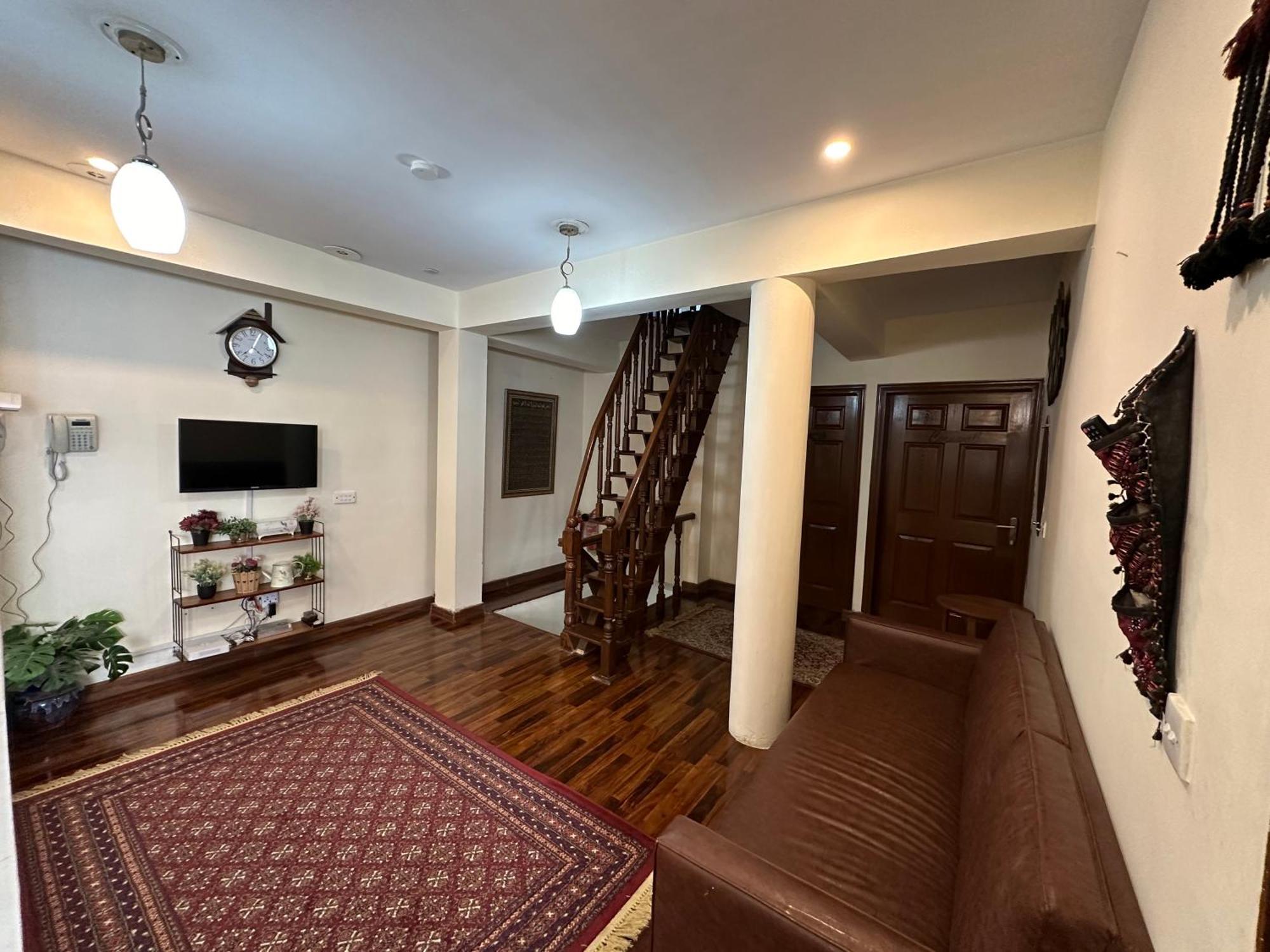 Sarah'S Lodge Murree Ngoại thất bức ảnh
