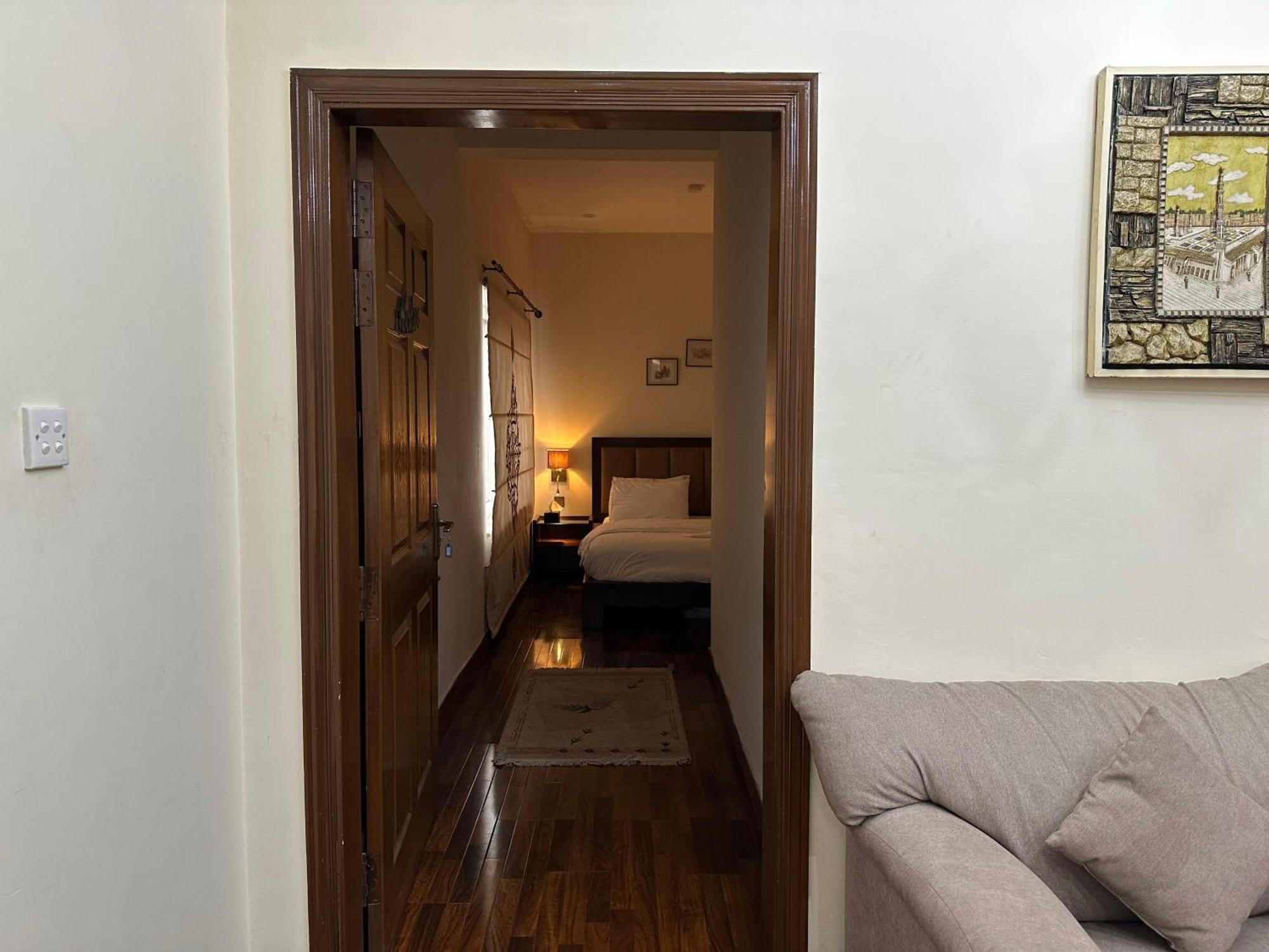 Sarah'S Lodge Murree Ngoại thất bức ảnh